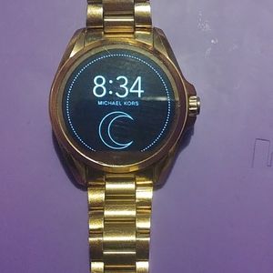 MK Bradshaw smart watch